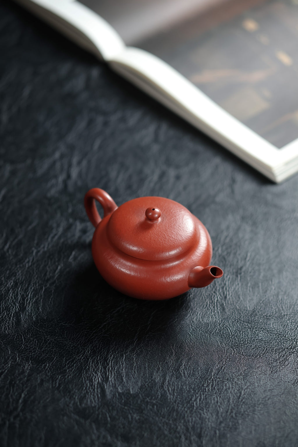 Yuan Ju Hu     180cc   - Yixing Zisha Purple Clay Teapot