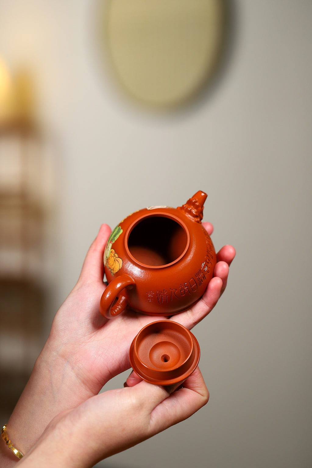 Long Zhu    120cc   - Yixing Zisha Purple Clay Teapot