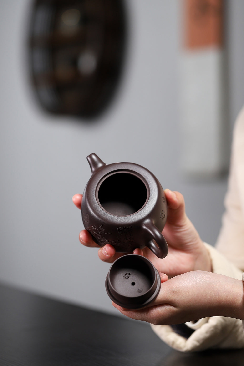 Jing Lan     190cc   - Yixing Zisha Purple Clay Teapot