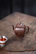 Ling Yun    220cc   - Yixing Zisha Purple Clay Teapot