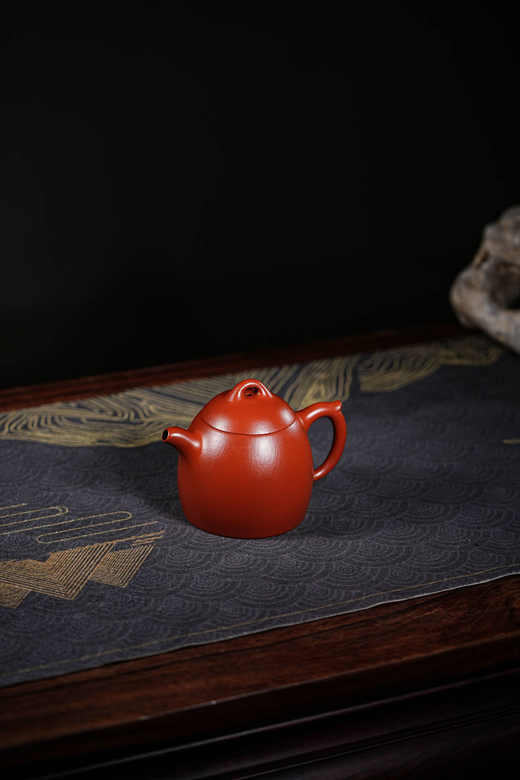 Qin Quan     175cc   - Yixing Zisha Purple Clay Teapot