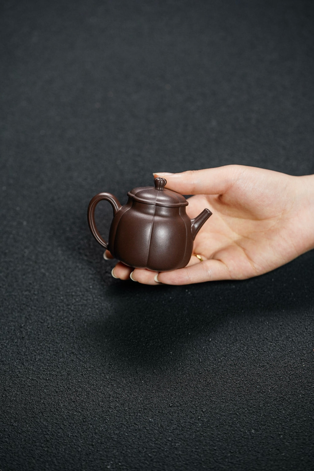 Ru Tang    90cc   - Yixing Zisha Purple Clay Teapot