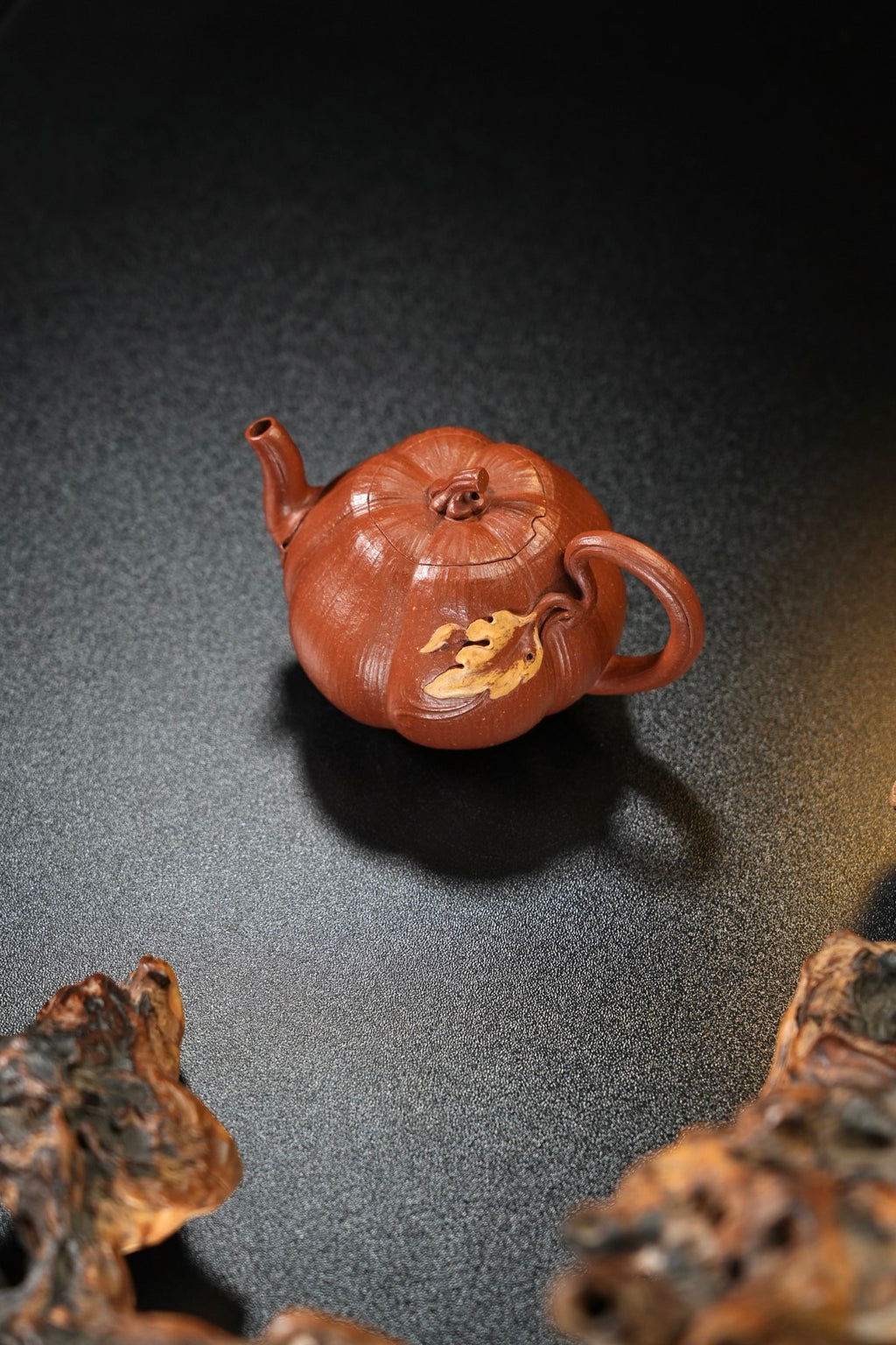 Nan Gua    160cc   - Yixing Zisha Purple Clay Teapot