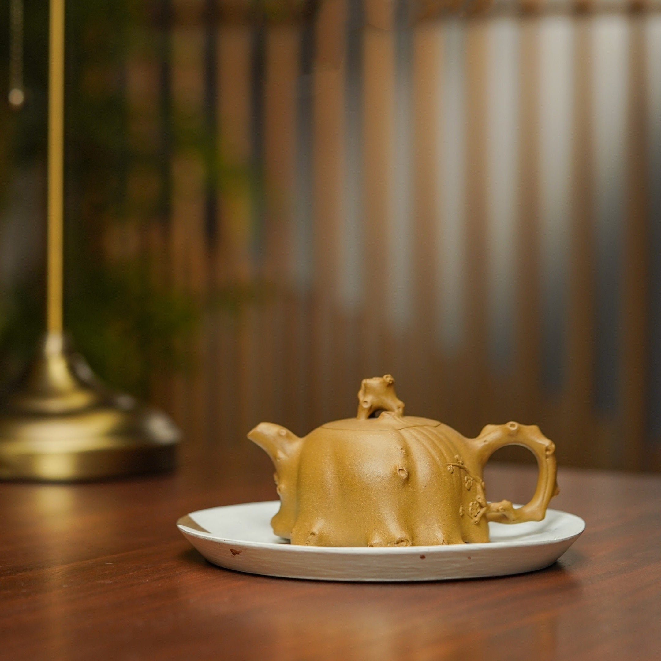 Mei Zhuang     220cc   - Yixing Zisha Purple Clay Teapot