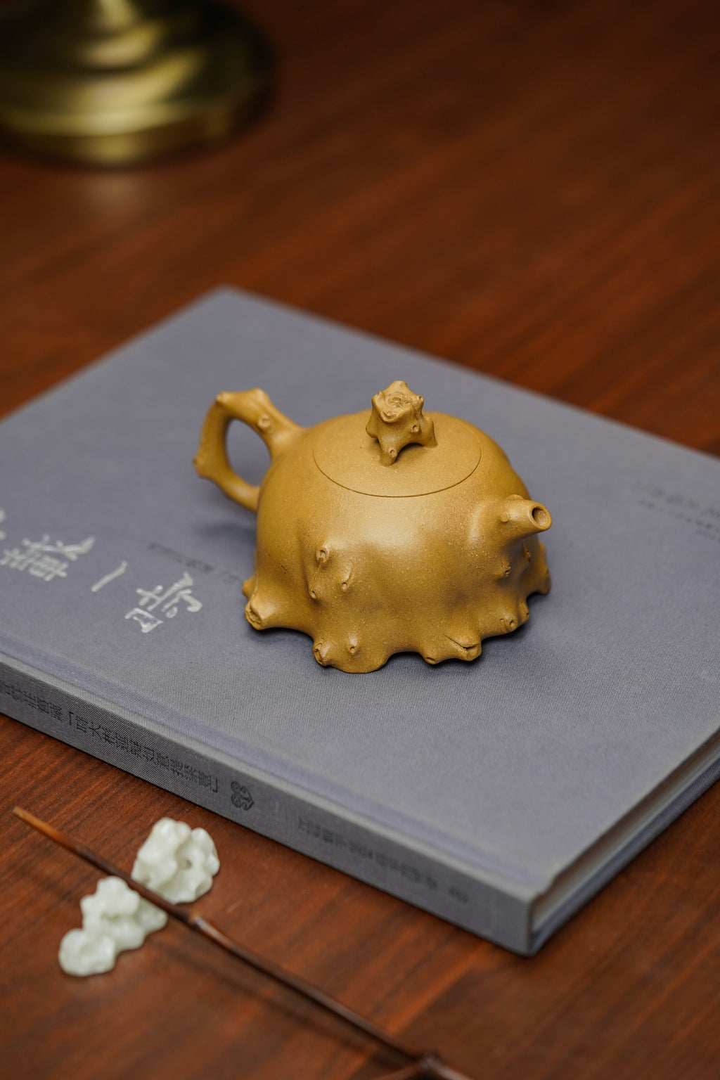 Mei Zhuang     220cc   - Yixing Zisha Purple Clay Teapot