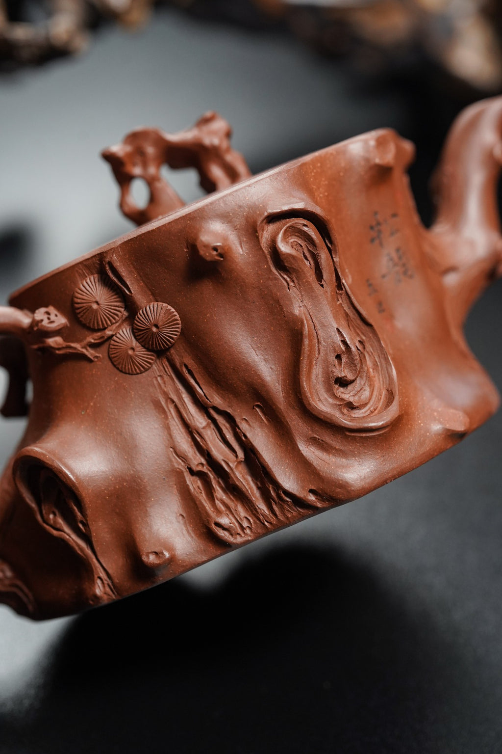Cang Song Bao Shi    320cc   - Yixing Zisha Purple Clay Teapot