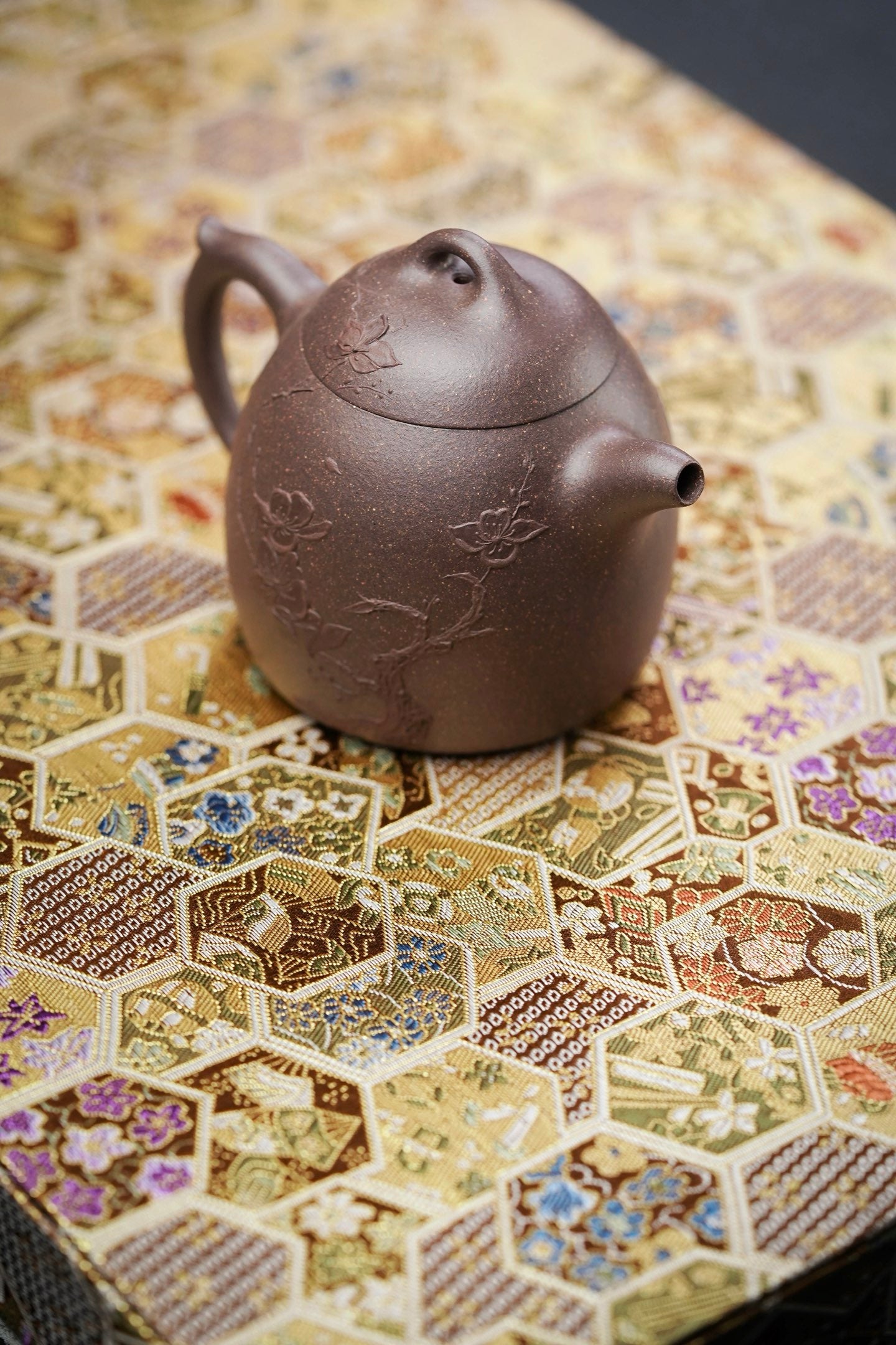 Qin Quan   200cc   - Yixing Zisha Purple Clay Teapot