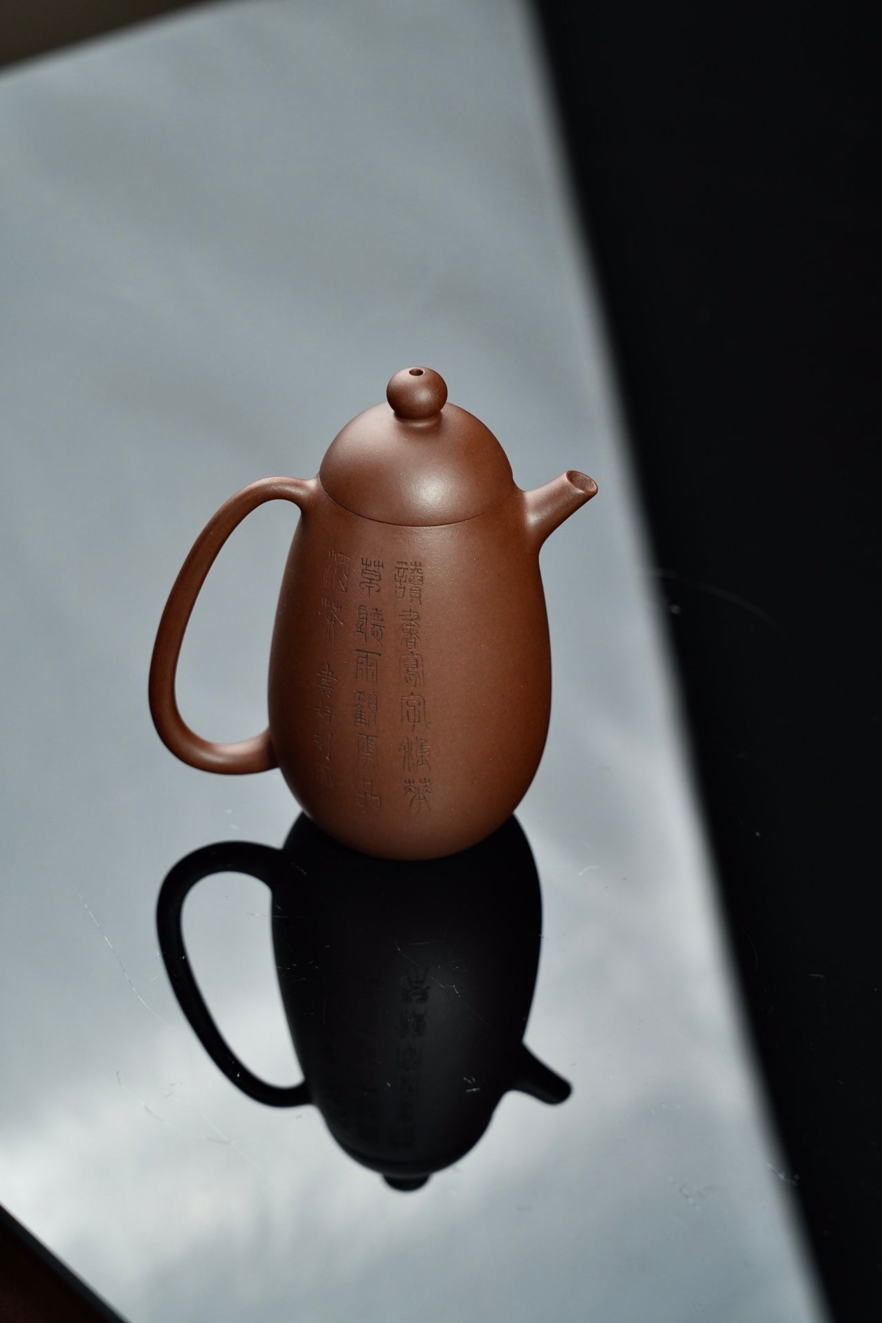 Ming Shi Long Dan   140cc   - Yixing Zisha Purple Clay Teapot