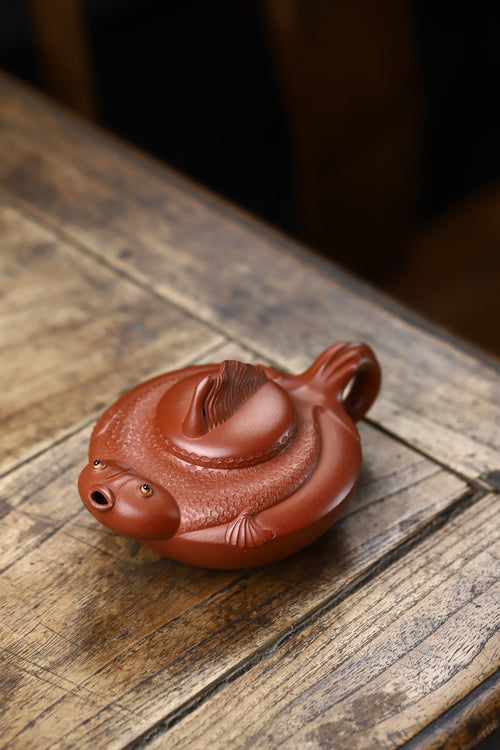 Fei Yu    240cc   - Yixing Zisha Purple Clay Teapot