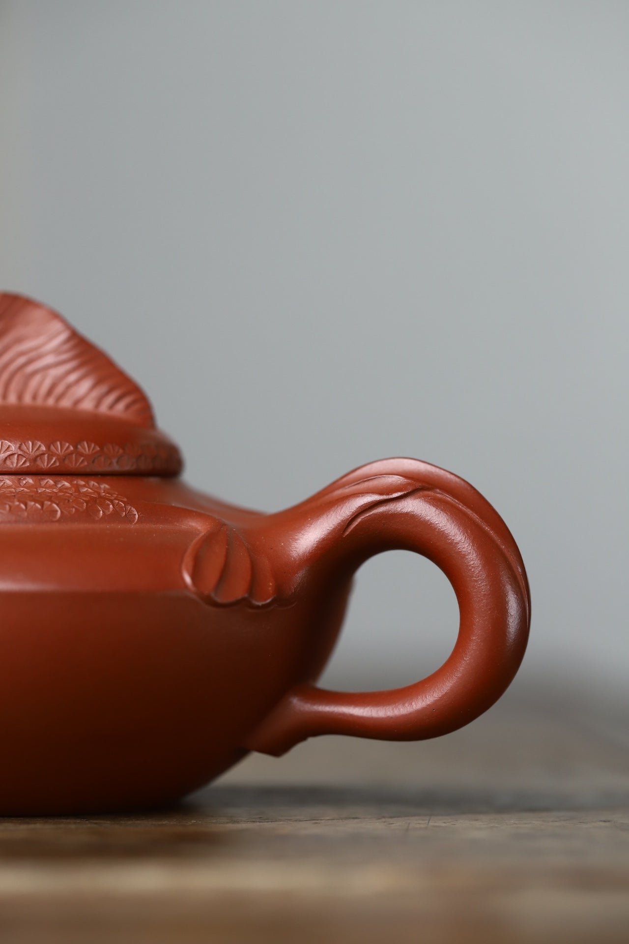 Fei Yu    240cc   - Yixing Zisha Purple Clay Teapot