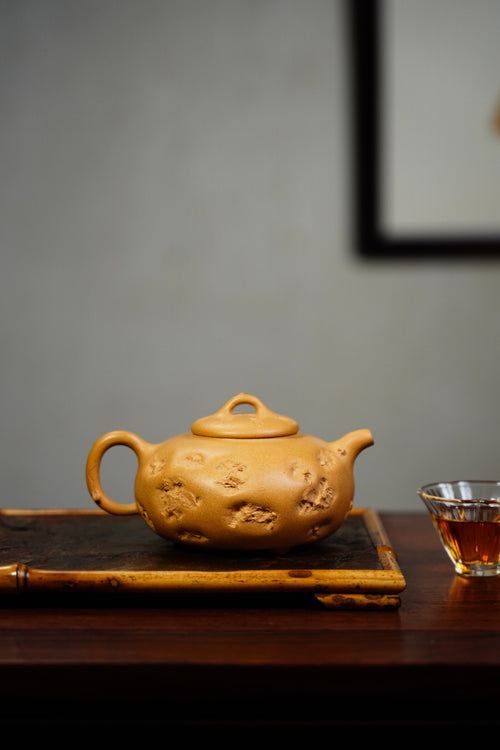 Gong Chun   330cc   - Yixing Zisha Purple Clay Teapot