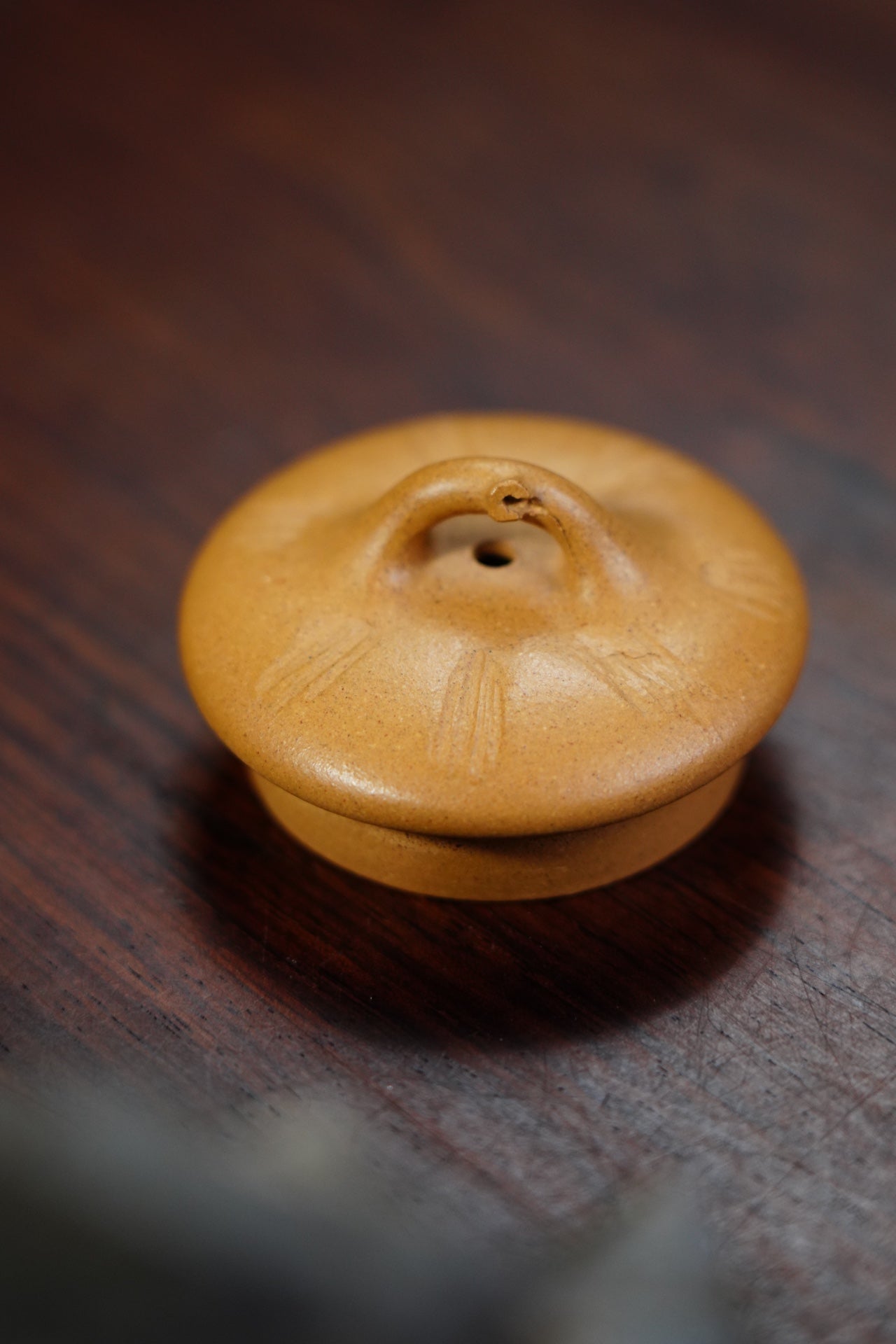 Gong Chun   330cc   - Yixing Zisha Purple Clay Teapot