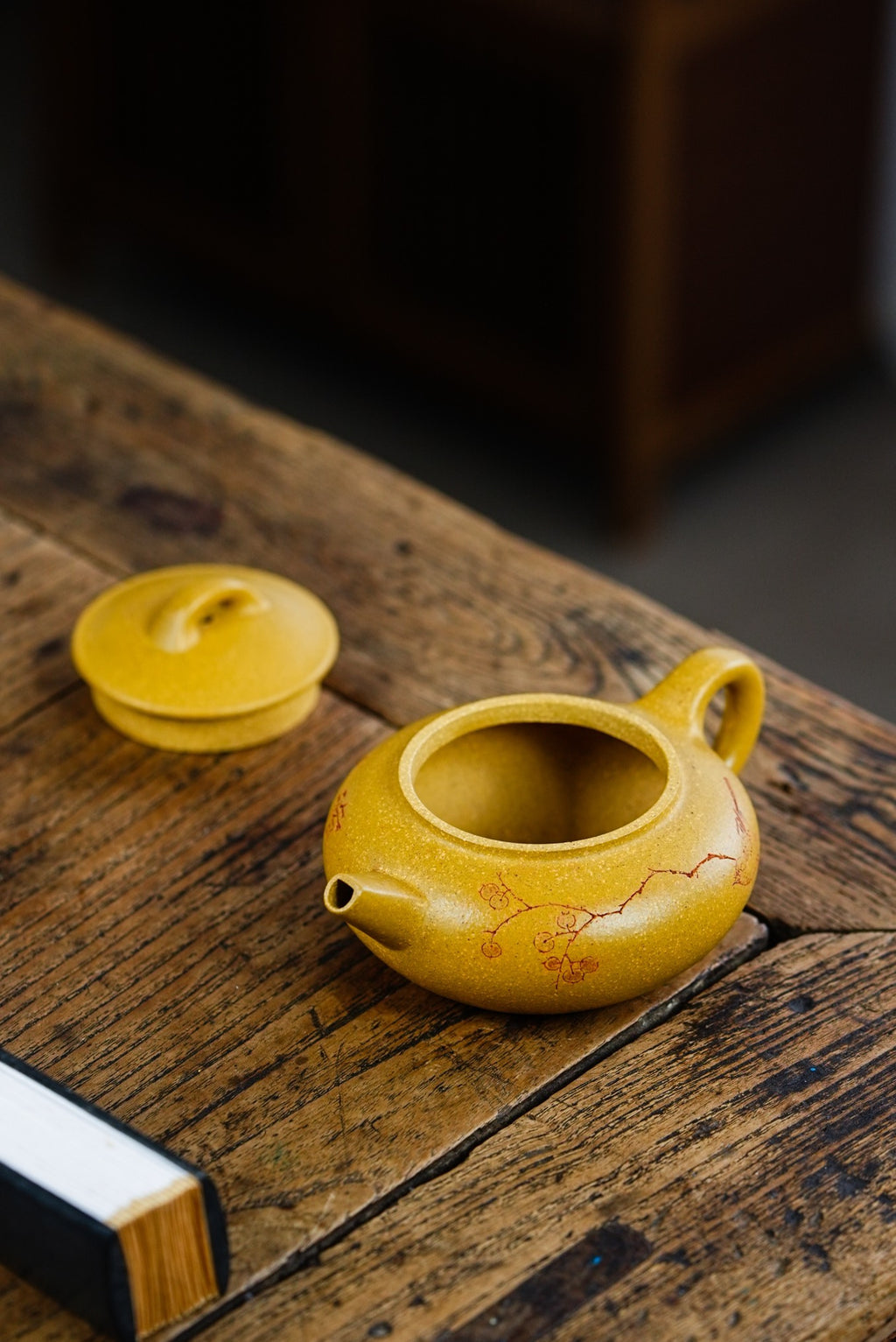 Bian Fang Gu   175cc   - Yixing Zisha Purple Clay Teapot
