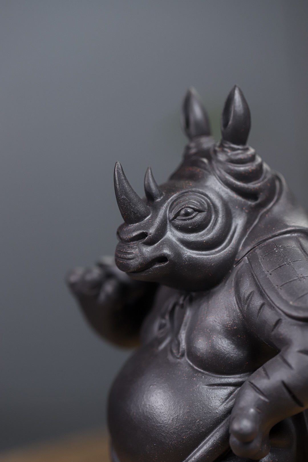 Zhao Cai Xi Niu Da Jiang Jun   - Yixing Zisha Handmade Tea Pets