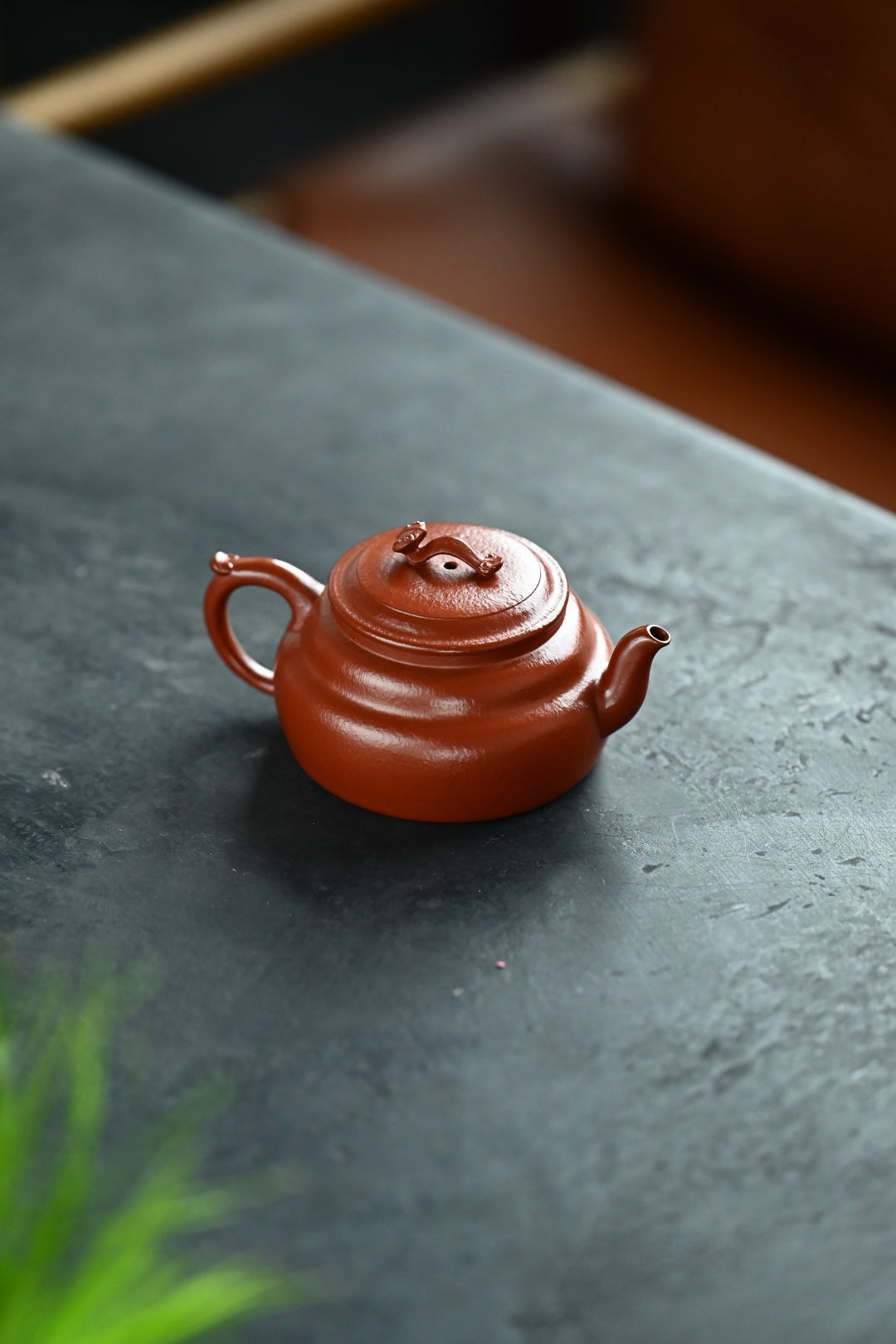 Ru Yi Lian Lian  150cc   - Yixing Zisha Purple Clay Teapot