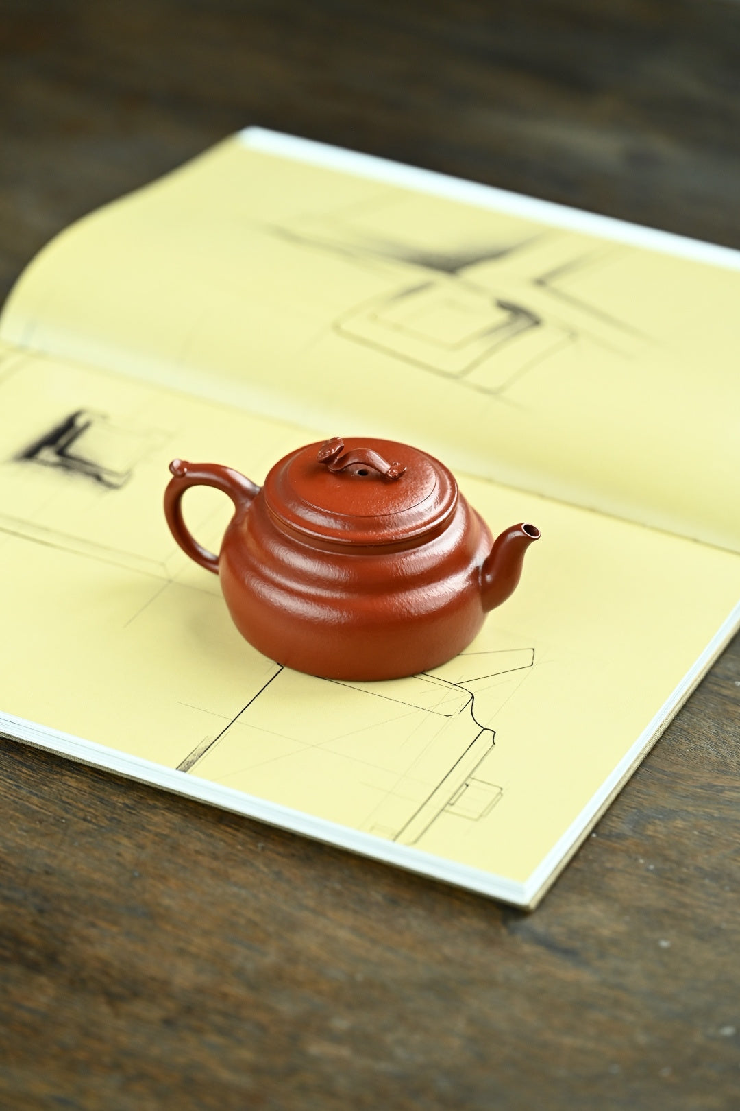 Ru Yi Lian Lian  150cc   - Yixing Zisha Purple Clay Teapot