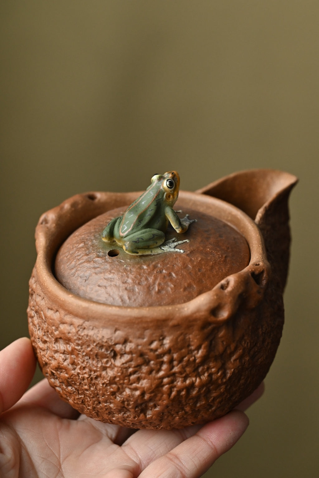 Wa Qu Bao Ping   210cc   - Yixing Zisha Purple Clay Teapot