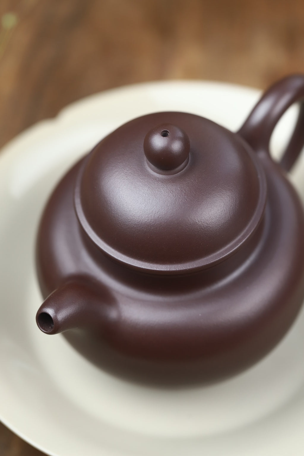 Duo Qiu   225cc   - Yixing Zisha Purple Clay Teapot