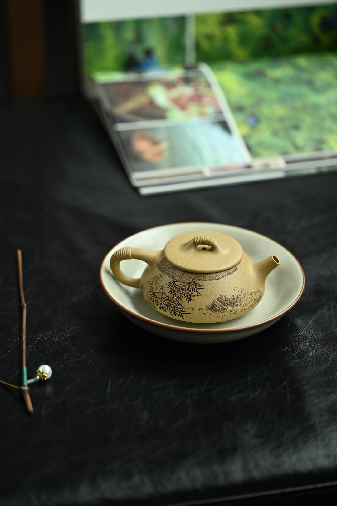 Xian Piao   140cc   - Yixing Zisha Purple Clay Teapot