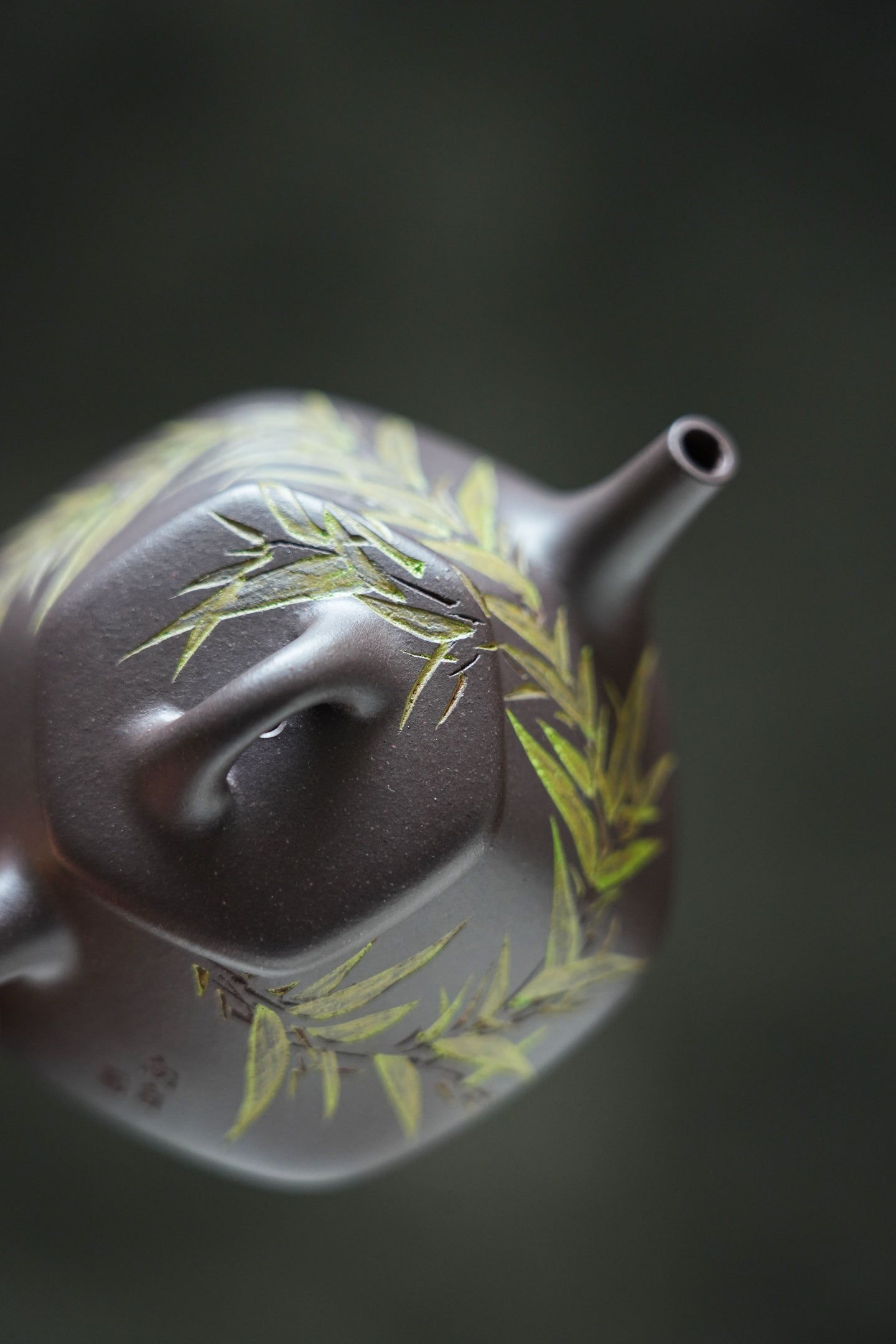 Liu Fang Shi Piao   110cc   - Yixing Zisha Purple Clay Teapot