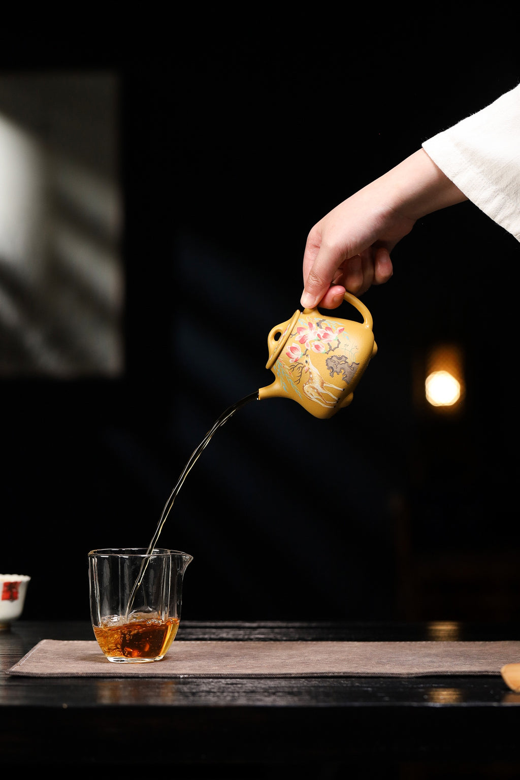 Gao Shi Piao   200cc   - Yixing Zisha Purple Clay Teapot