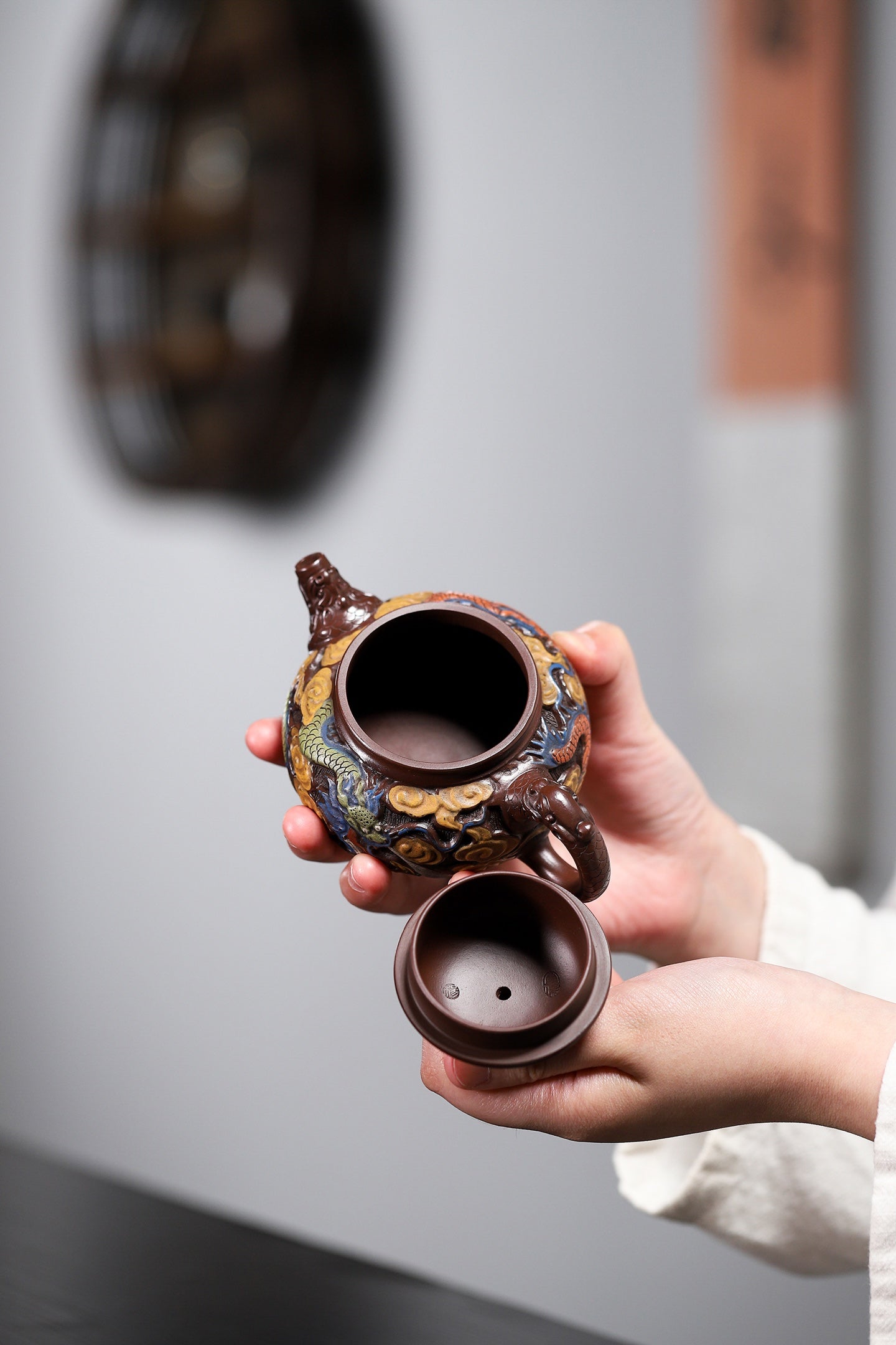 Rong Tian   170cc   - Yixing Zisha Purple Clay Teapot