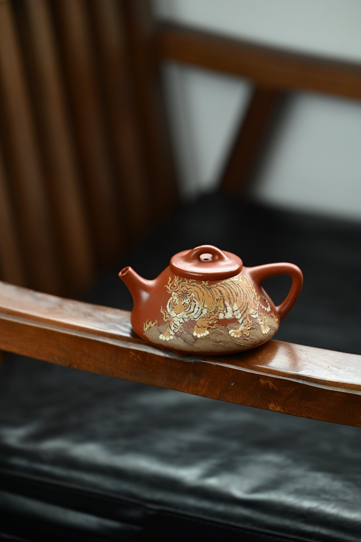 Zi Ye Shi Piao    100cc   - Yixing Zisha Purple Clay Teapot