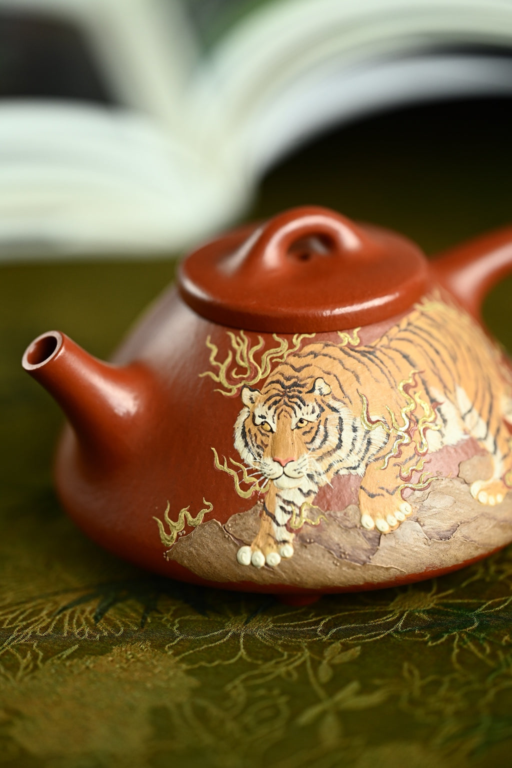 Zi Ye Shi Piao    100cc   - Yixing Zisha Purple Clay Teapot