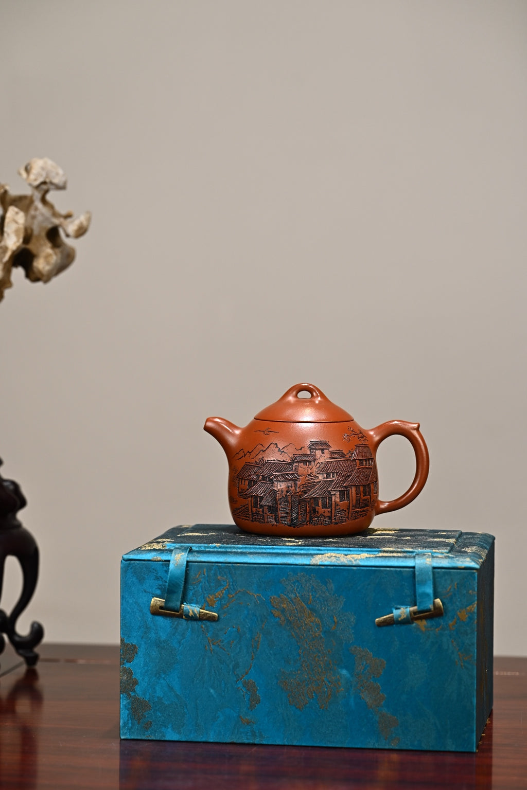Qin Quan   320cc   - Yixing Zisha Purple Clay Teapot