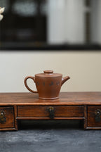 Jin Yu Man Tang   150cc   - Yixing Zisha Purple Clay Teapot