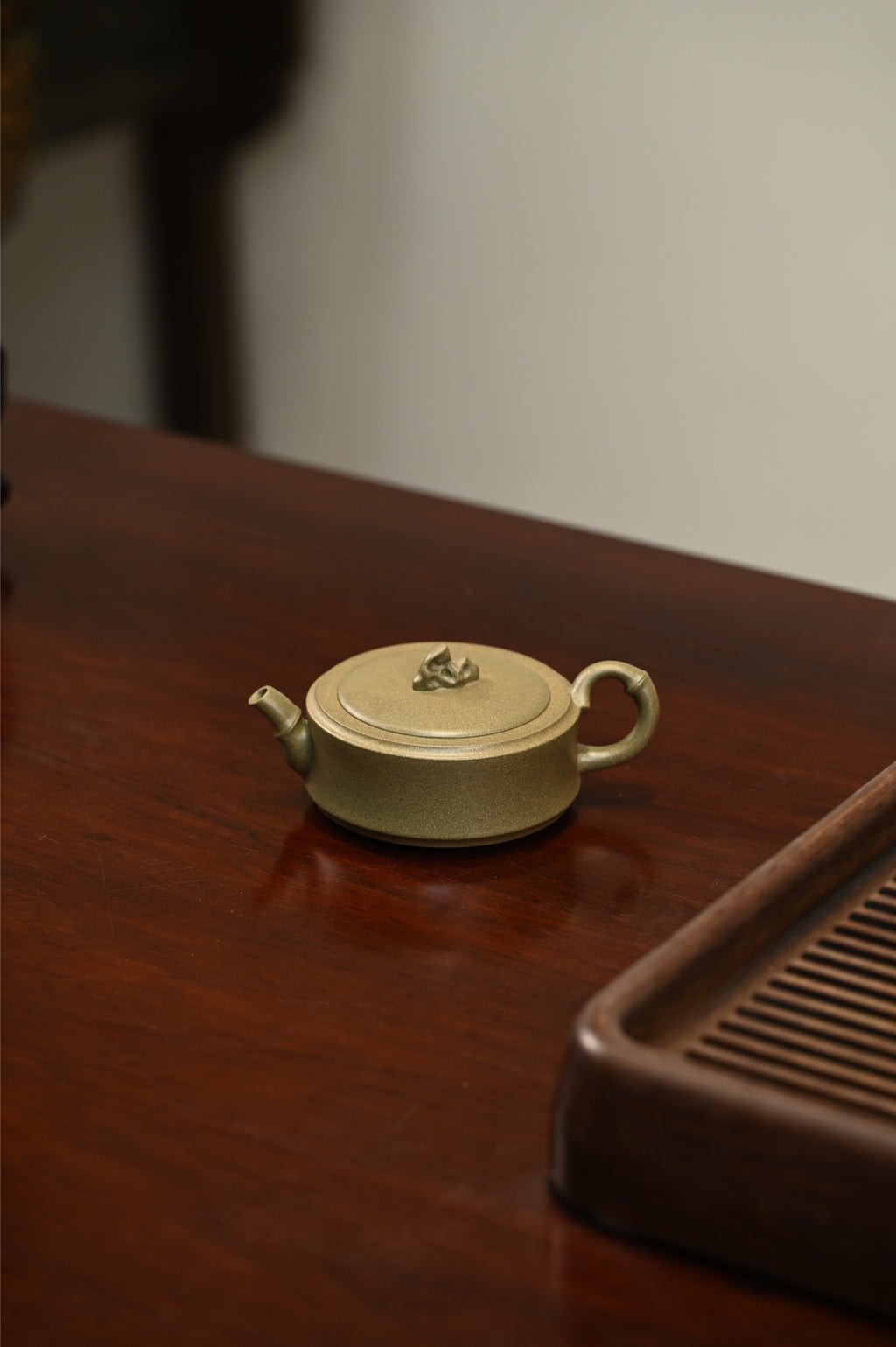 San Zu Yuan Zhu    150cc   - Yixing Zisha Purple Clay Teapot