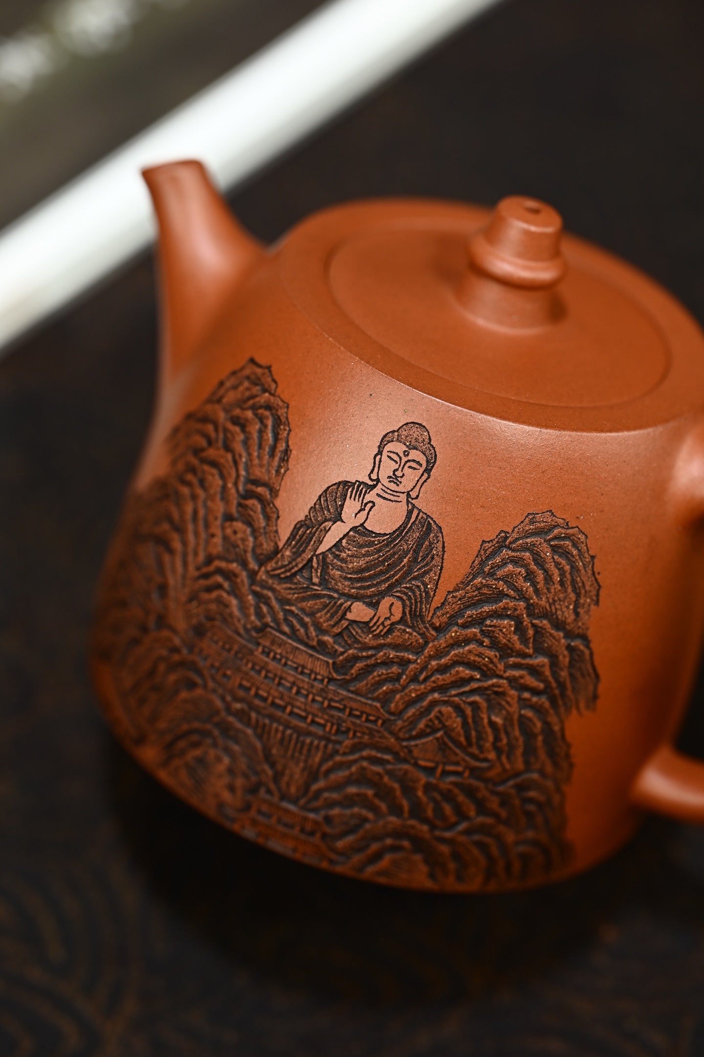 Fo Han Duo    230cc   - Yixing Zisha Purple Clay Teapot