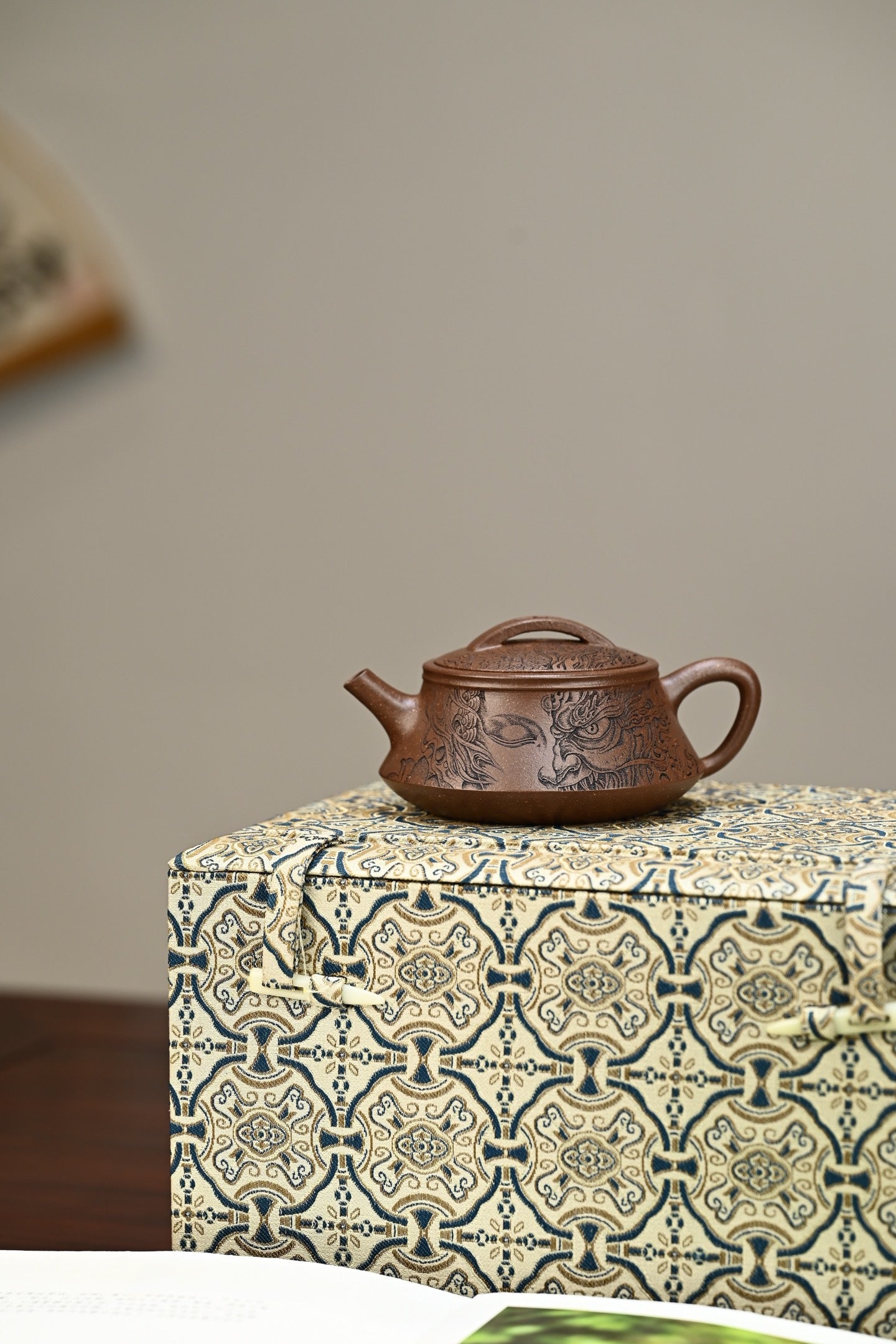 Yi Nian Zhi Jian    150cc   - Yixing Zisha Purple Clay Teapot