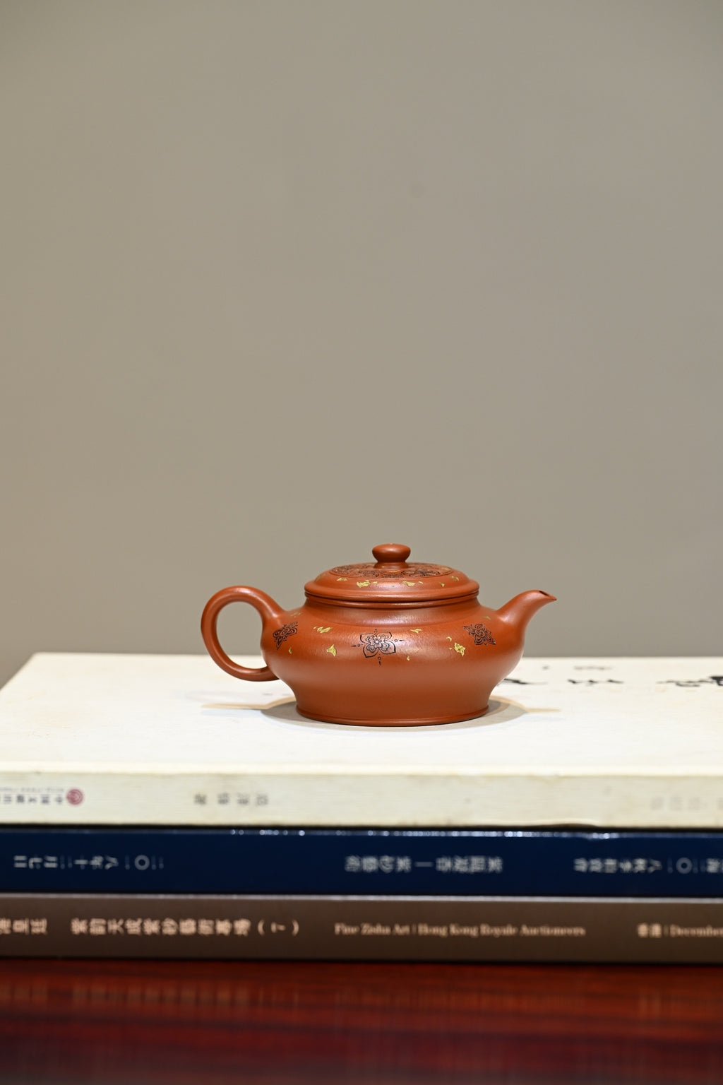 Xu Bian    170cc   - Yixing Zisha Purple Clay Teapot