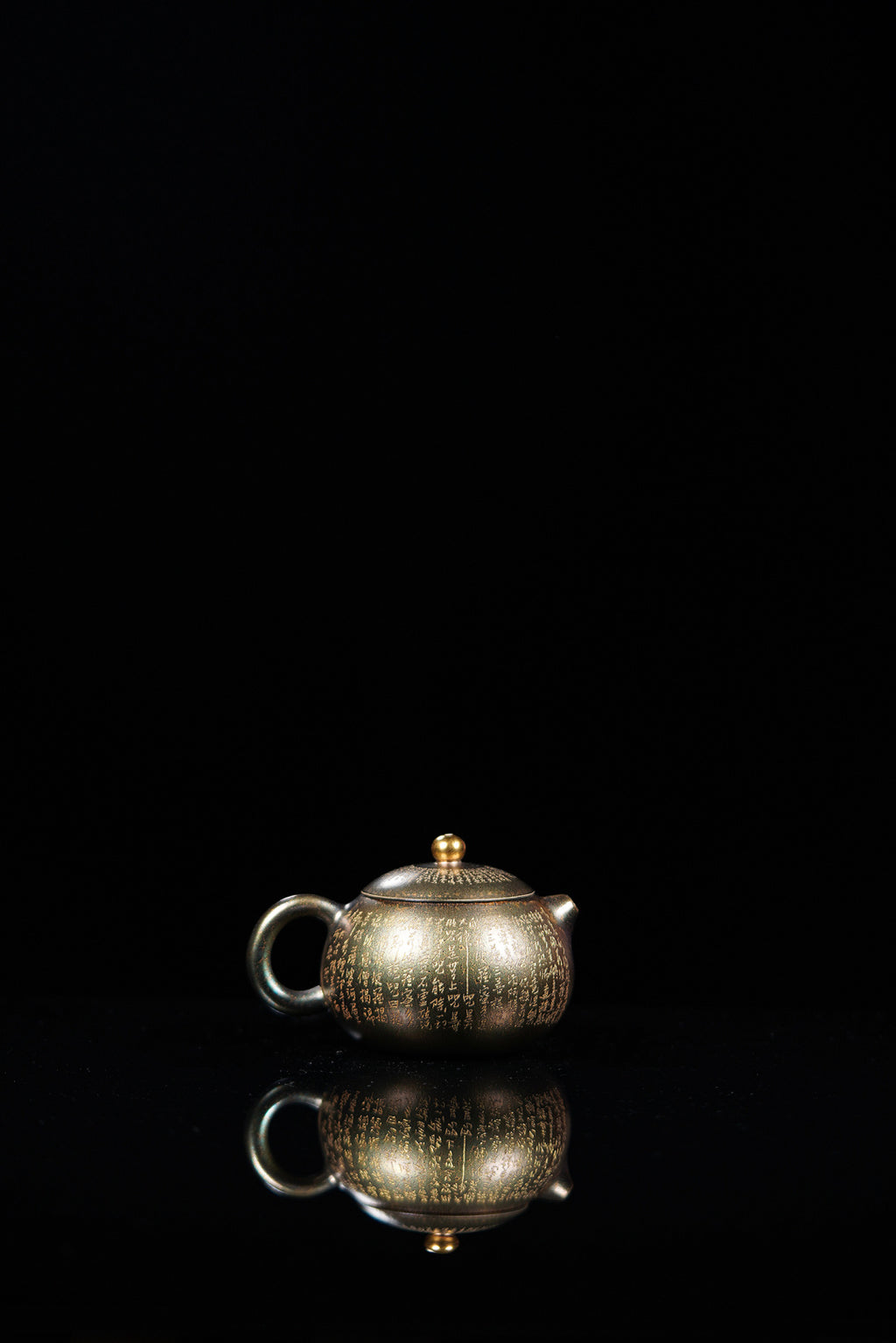 Xin Jing Xi Shi     160cc   - Yixing Zisha Purple Clay Teapot