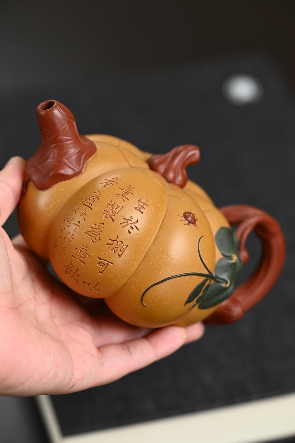 Nan Gua     280cc   - Yixing Zisha Purple Clay Teapot