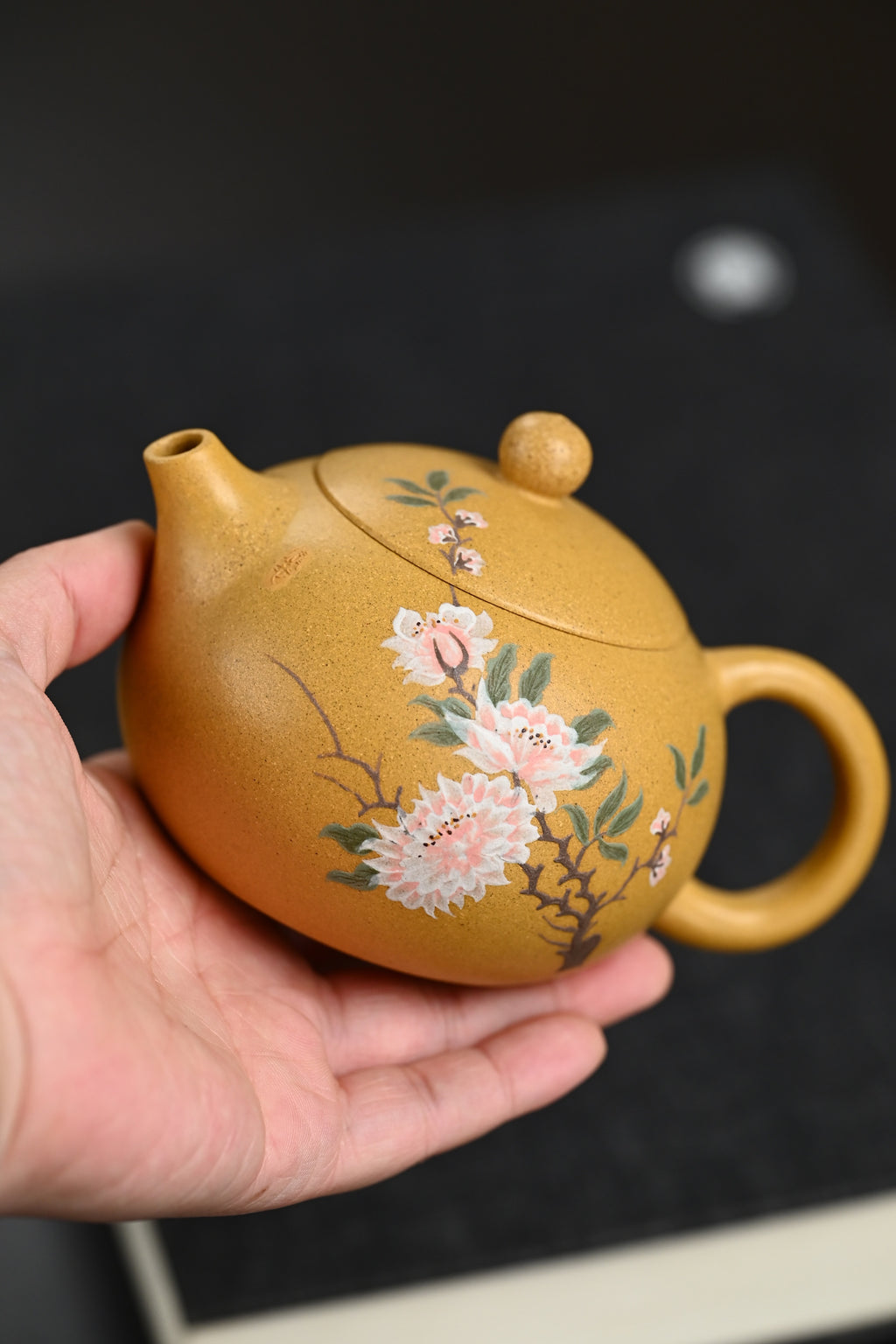 Xi Shi     220cc   - Yixing Zisha Purple Clay Teapot