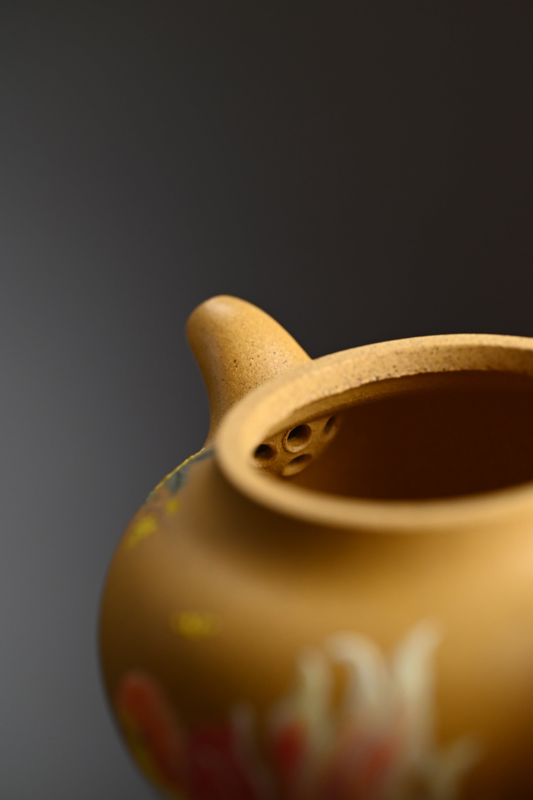 Shi Yuan    210cc   - Yixing Zisha Purple Clay Teapot