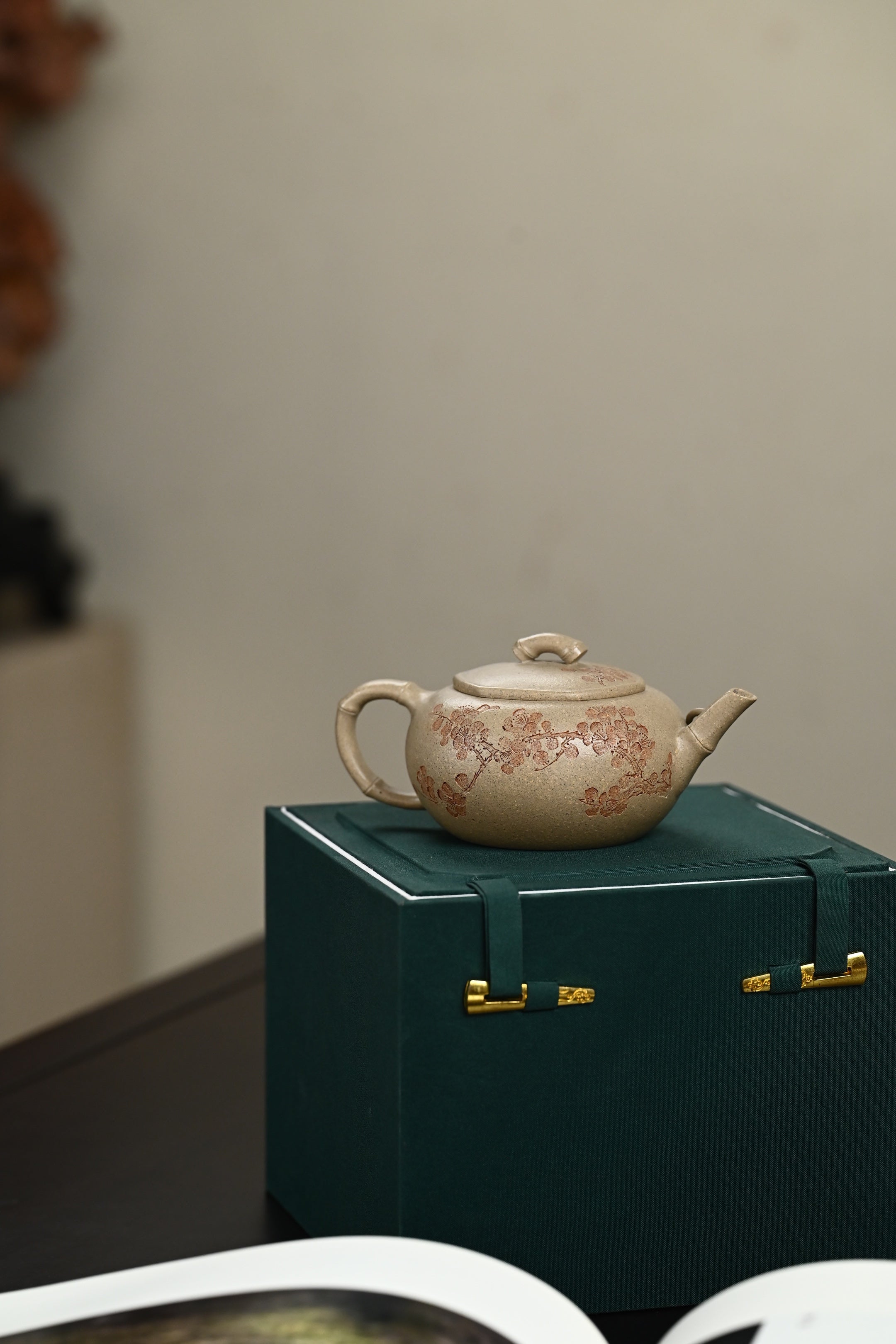 Mei Zhu Shuang Qing     200cc   - Yixing Zisha Purple Clay Teapot