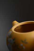 Lan Hua Xi Shi     220cc   - Yixing Zisha Purple Clay Teapot