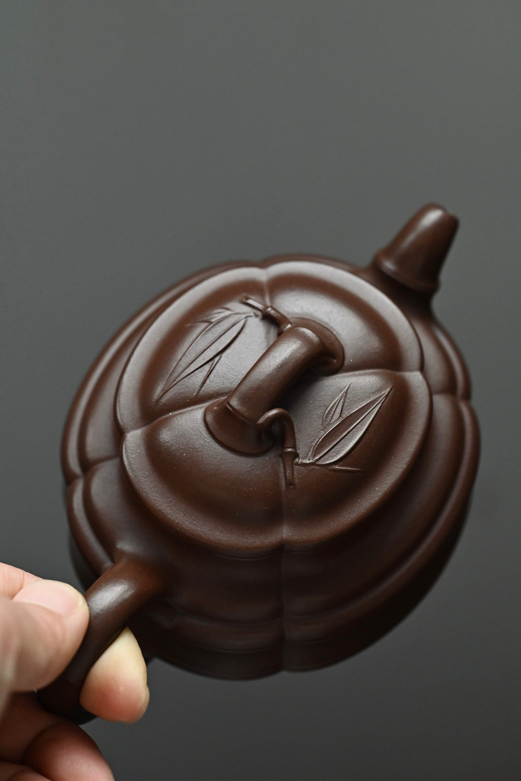 Shuang Xian Zhu Gu      180cc   - Yixing Zisha Purple Clay Teapot