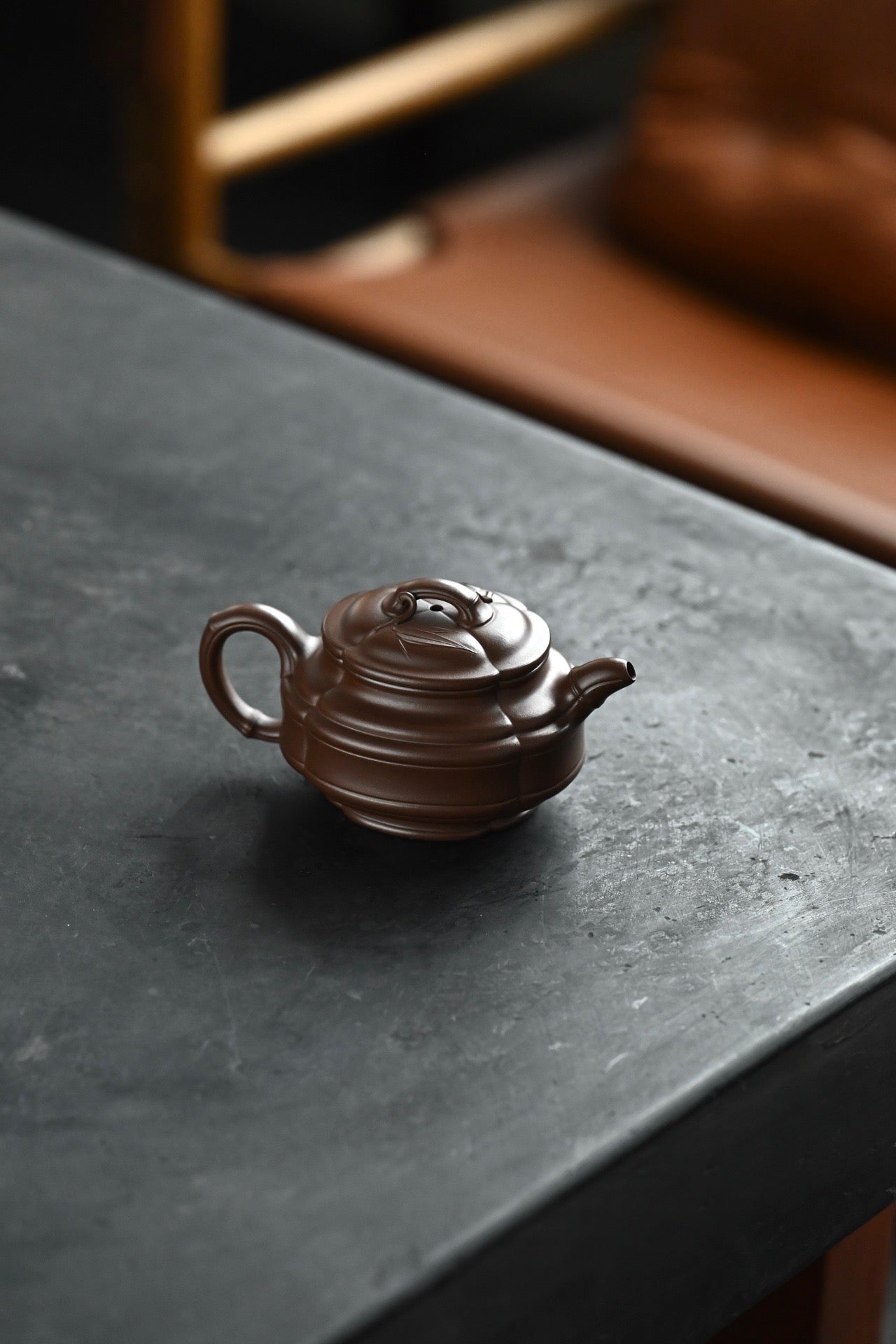 Shuang Xian Zhu Gu      180cc   - Yixing Zisha Purple Clay Teapot