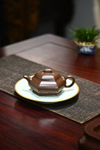 Liu Fang Ju Shi      230cc   - Yixing Zisha Purple Clay Teapot