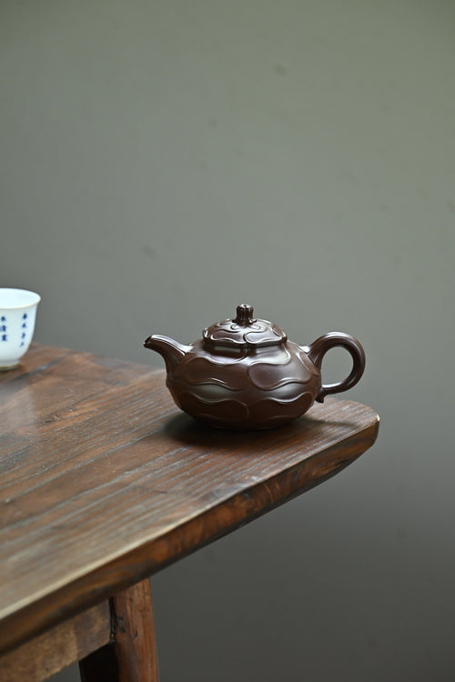 Feng Juan Kui     280cc   - Yixing Zisha Purple Clay Teapot