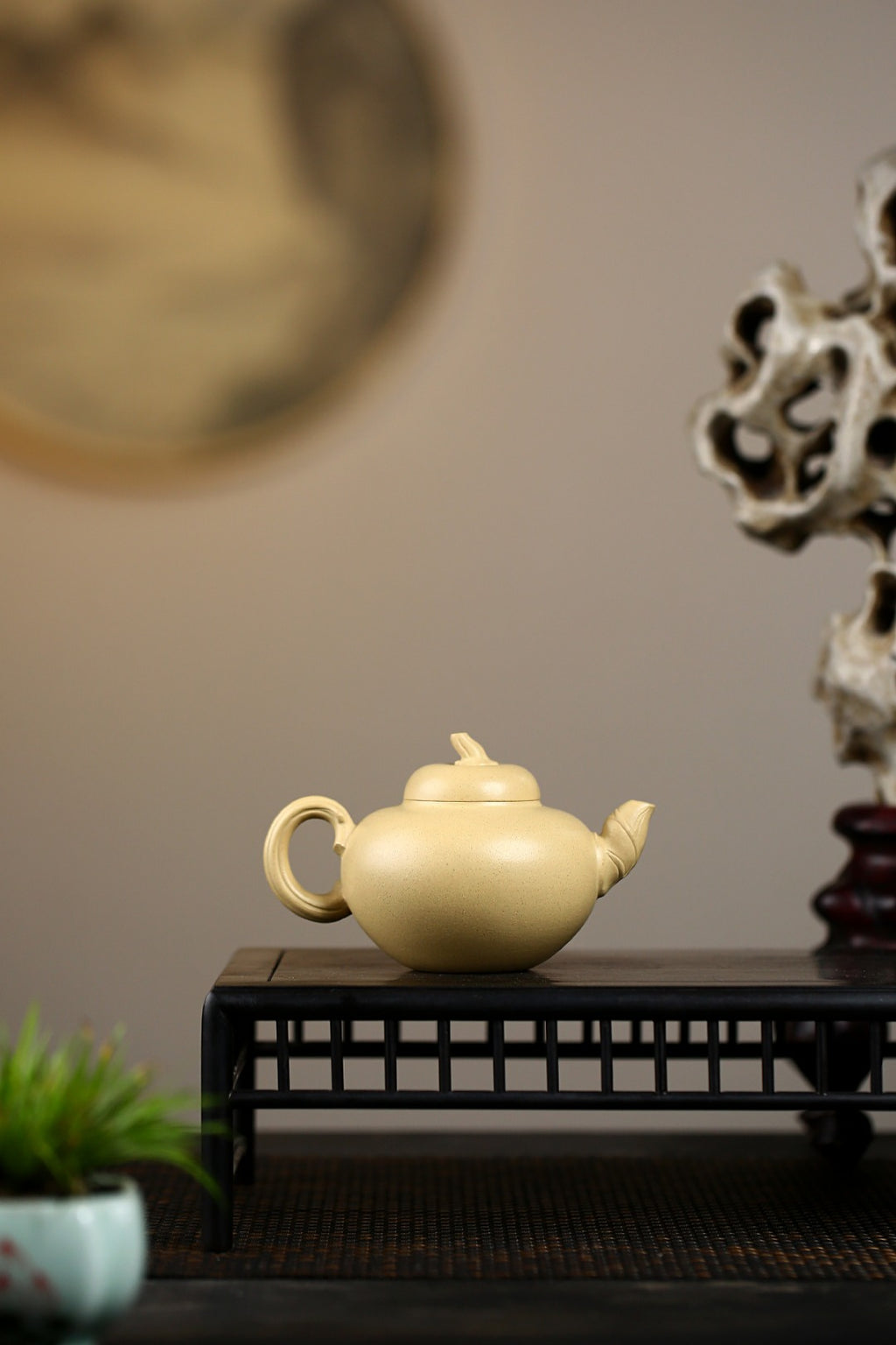 Huang Qie     160cc   - Yixing Zisha Purple Clay Teapot