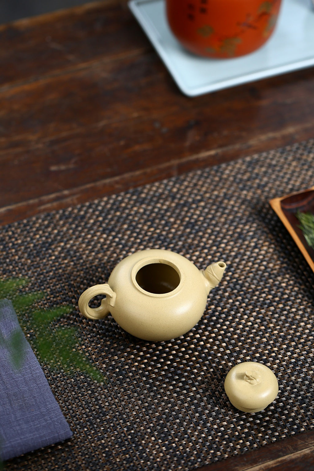 Huang Qie     160cc   - Yixing Zisha Purple Clay Teapot