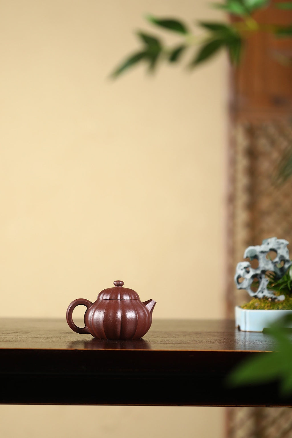 Jin Wen Wen Dan     210cc   - Yixing Zisha Purple Clay Teapot