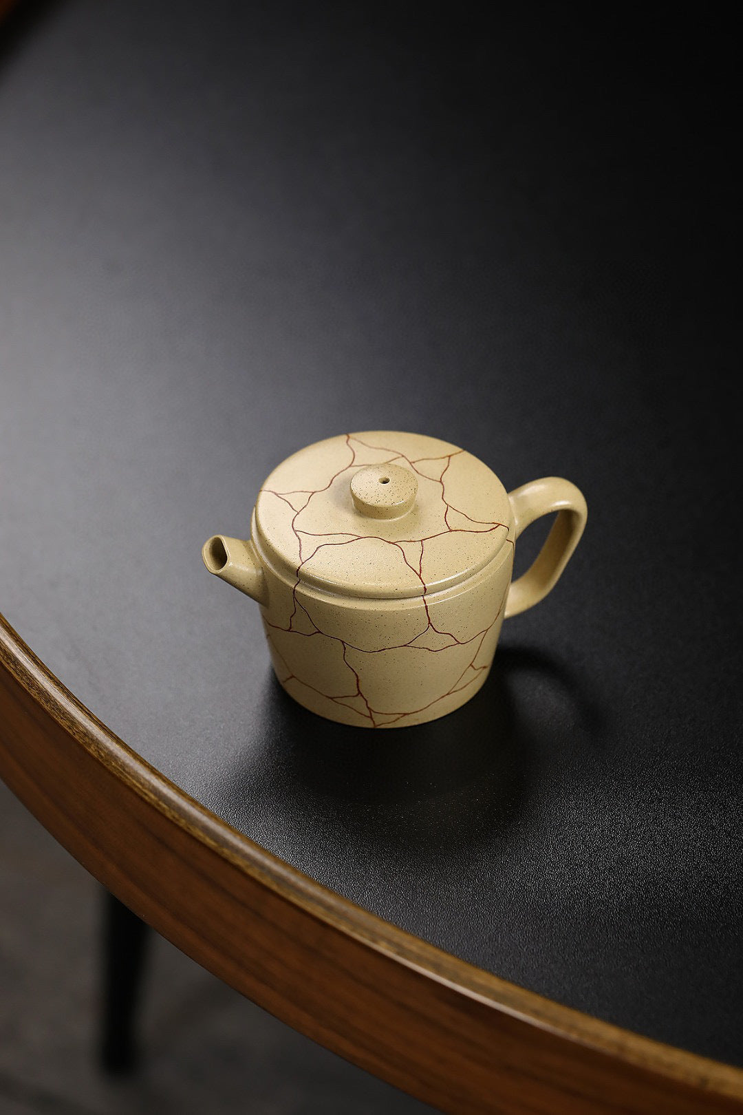 Bing Lie Wen Han Wa     110cc   - Yixing Zisha Purple Clay Teapot