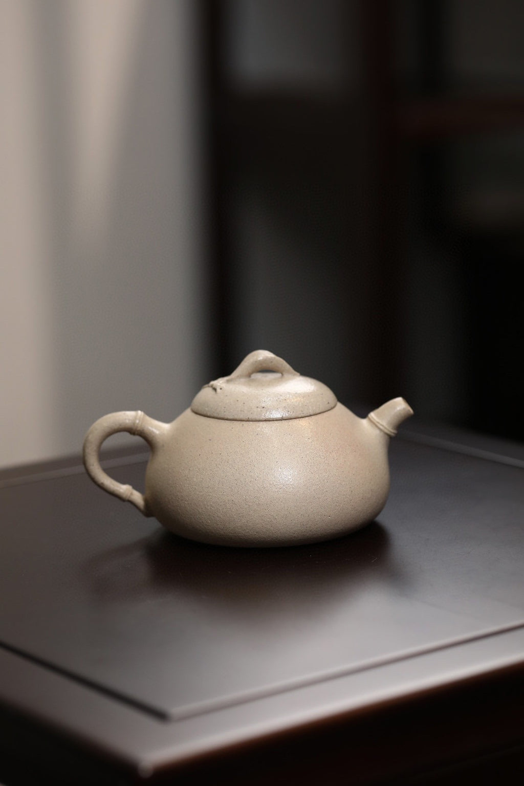 Su Zhu     200cc   - Yixing Zisha Purple Clay Teapot