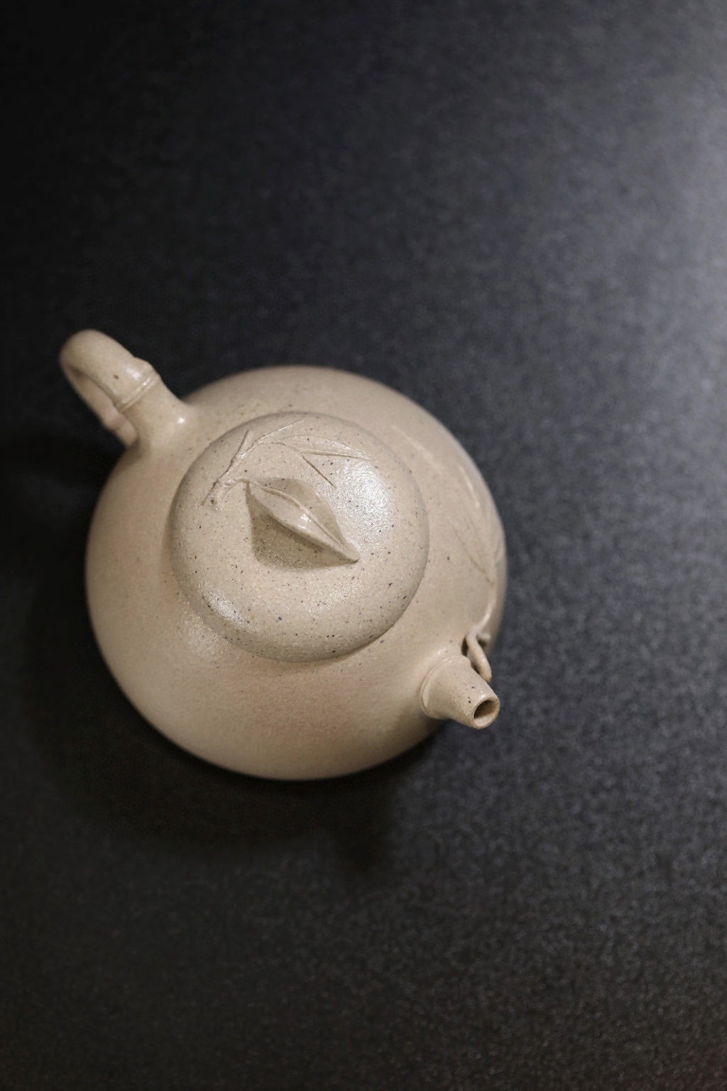 Su Zhu     200cc   - Yixing Zisha Purple Clay Teapot